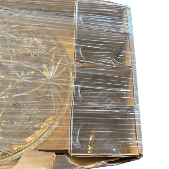 Vtg MCM Plate Tea Cup Set Anchor Hocking Early American Prescut 8 Piece Snack - Picture 9 of 16